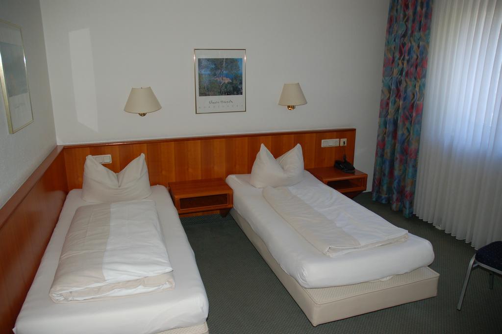 Hotel Kurfuerst Garni Germersheim Εξωτερικό φωτογραφία