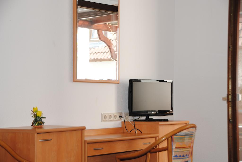 Hotel Kurfuerst Garni Germersheim Δωμάτιο φωτογραφία